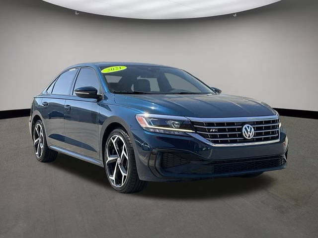 2021 Volkswagen Passat 2.0T R-Line FWD photo