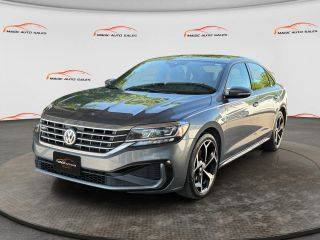 2021 Volkswagen Passat 2.0T R-Line FWD photo