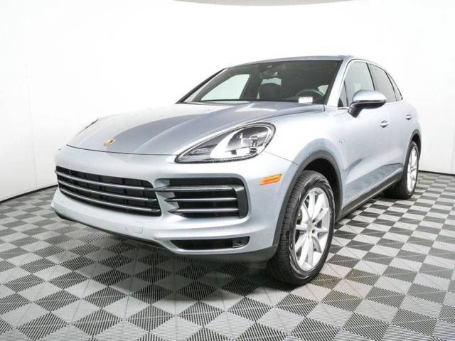 2022 Porsche Cayenne E-Hybrid AWD photo