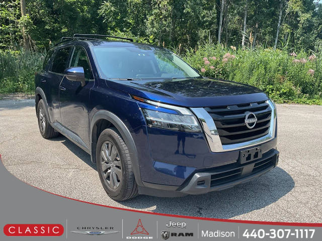 2022 Nissan Pathfinder SV 4WD photo