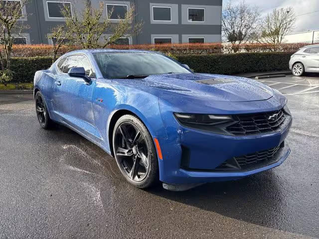 2021 Chevrolet Camaro LT1 RWD photo