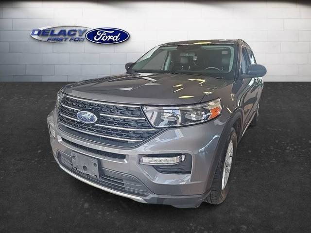 2021 Ford Explorer XLT 4WD photo