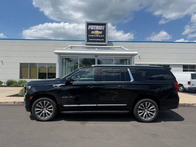 2021 GMC Yukon XL Denali 4WD photo