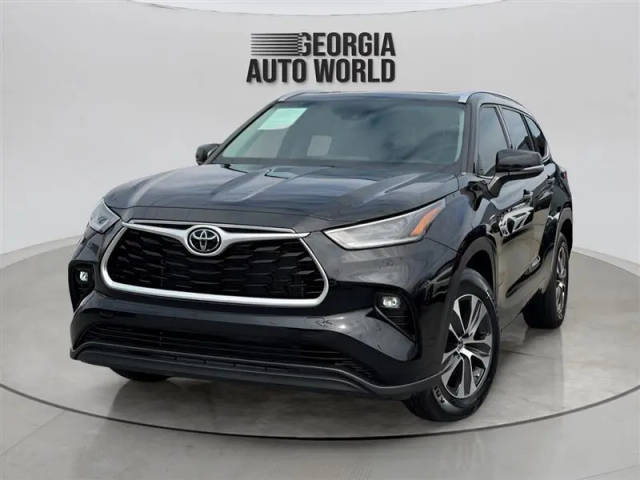 2021 Toyota Highlander XLE FWD photo