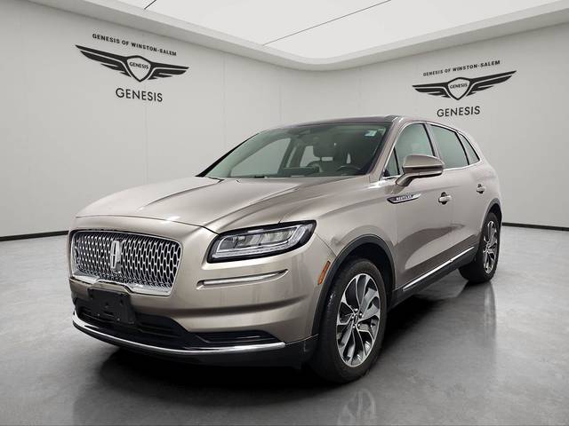 2021 Lincoln Nautilus Reserve AWD photo