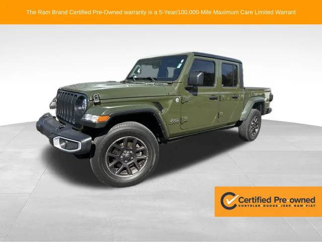 2021 Jeep Gladiator Overland 4WD photo