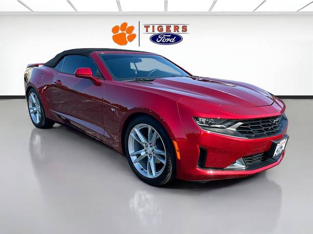 2021 Chevrolet Camaro 2LT RWD photo