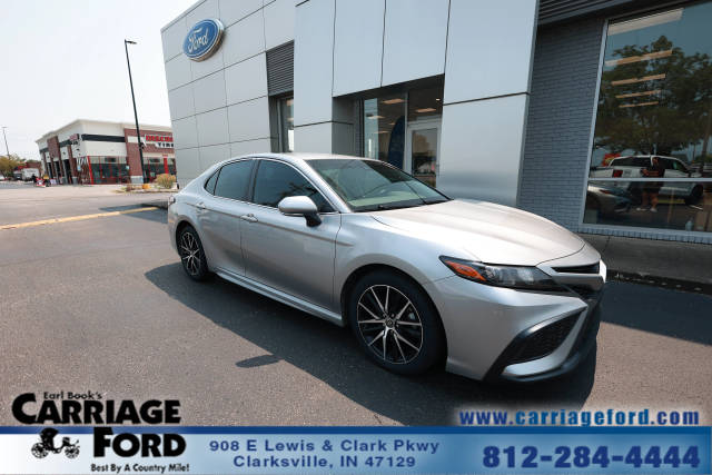 2021 Toyota Camry SE FWD photo