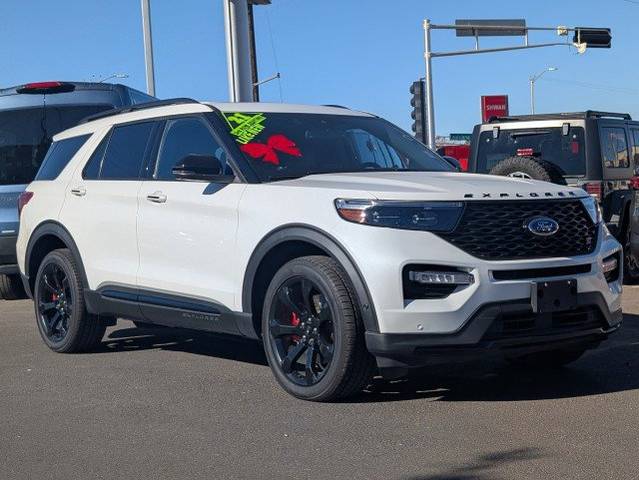 2021 Ford Explorer ST 4WD photo