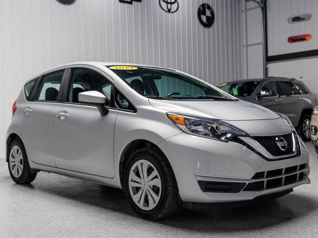 2019 Nissan Versa Note SV FWD photo