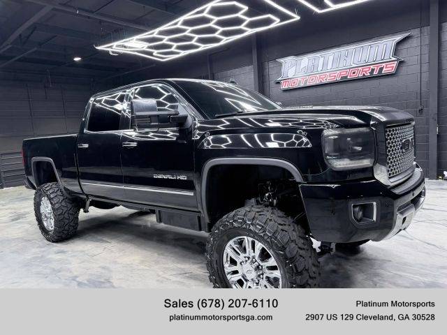 2015 GMC Sierra 2500HD Denali 4WD photo