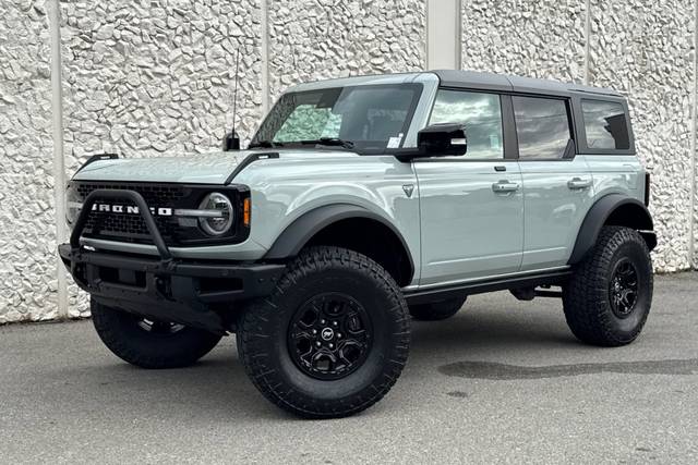 2021 Ford Bronco 4 Door First Edition 4WD photo