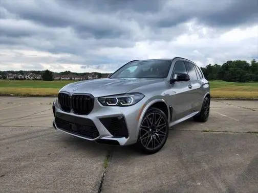 2022 BMW X5 M  AWD photo