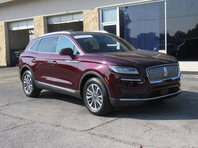 2021 Lincoln Nautilus Reserve FWD photo