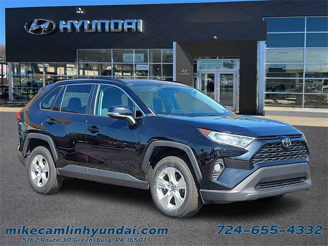 2021 Toyota RAV4 XLE AWD photo