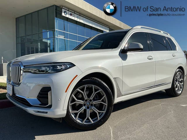 2022 BMW X7 xDrive40i AWD photo