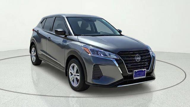 2021 Nissan Kicks S FWD photo