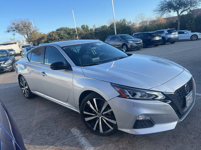 2021 Nissan Altima 2.5 SR FWD photo