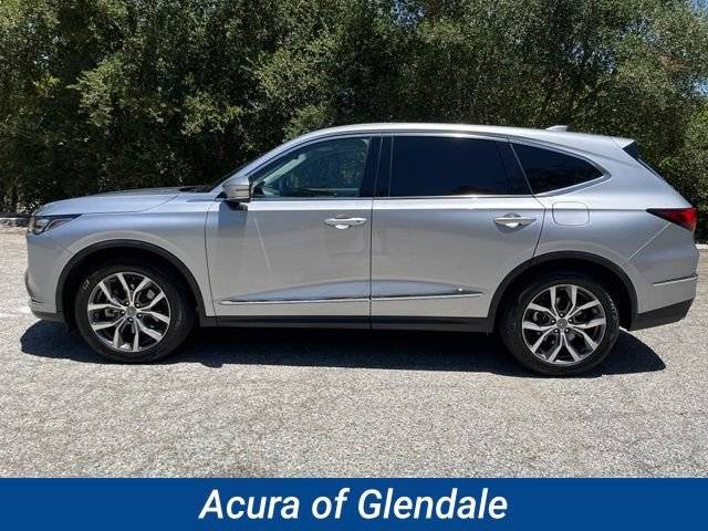 2022 Acura MDX w/Technology Package AWD photo