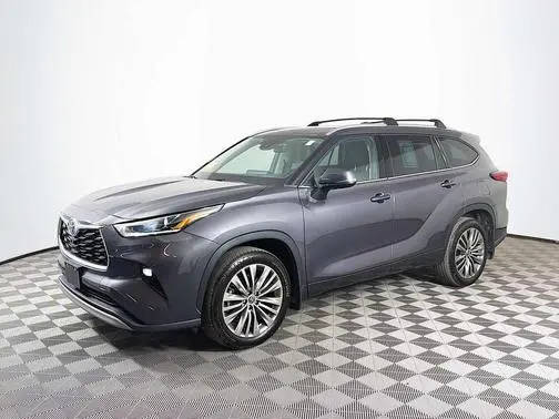 2021 Toyota Highlander Platinum AWD photo