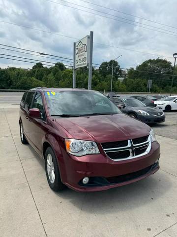 2019 Dodge Grand Caravan SXT FWD photo