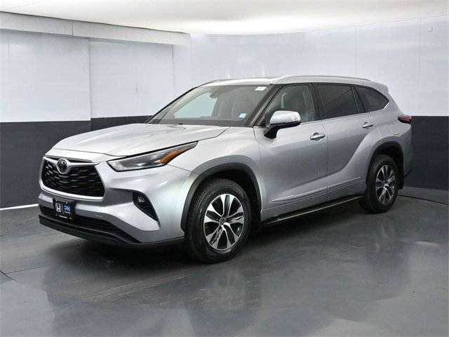 2021 Toyota Highlander XLE AWD photo