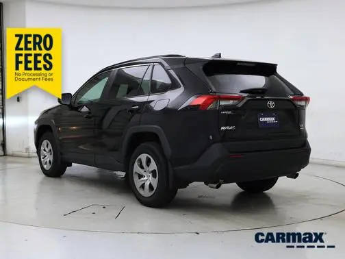 2021 Toyota RAV4 LE AWD photo