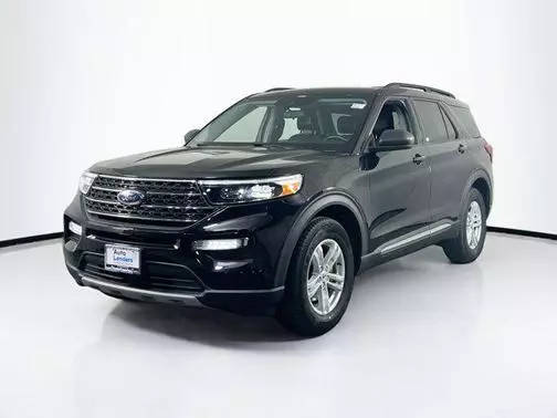 2021 Ford Explorer XLT 4WD photo