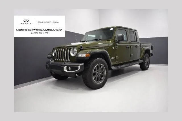 2021 Jeep Gladiator Overland 4WD photo