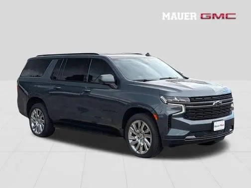 2021 Chevrolet Suburban RST 4WD photo