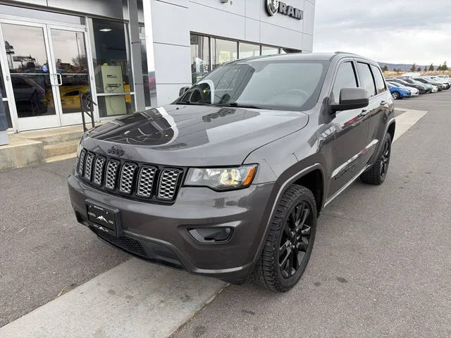 2021 Jeep Grand Cherokee Laredo X 4WD photo