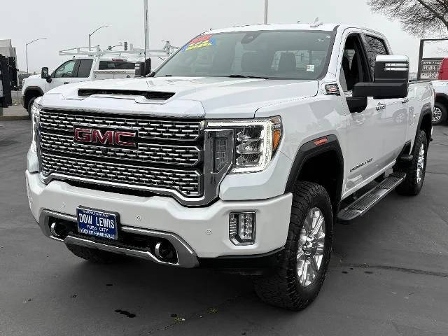 2022 GMC Sierra 2500HD Denali 4WD photo