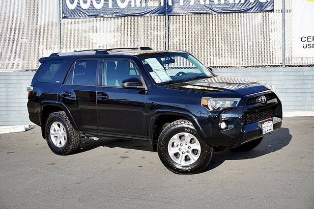 2019 Toyota 4Runner SR5 RWD photo