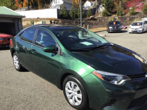 2015 Toyota Corolla LE FWD photo