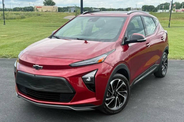 2022 Chevrolet Bolt EUV Premier FWD photo