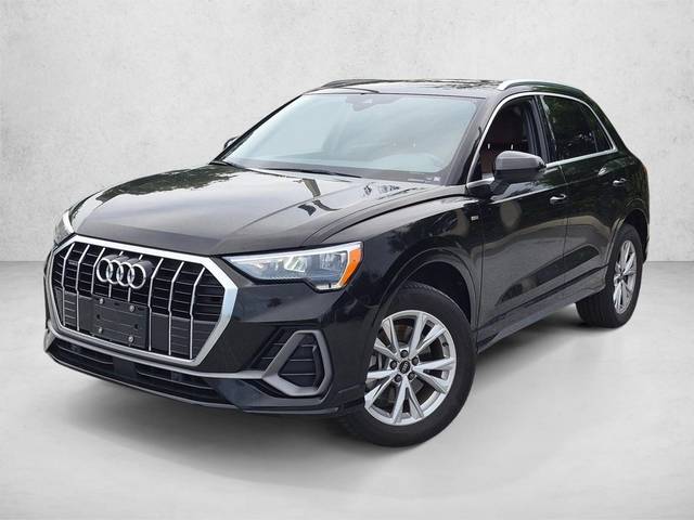 2022 Audi Q3 S line Premium AWD photo
