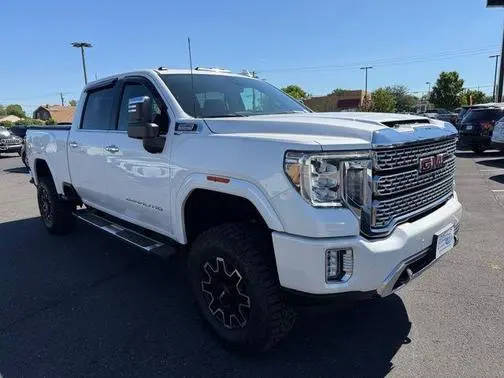 2022 GMC Sierra 3500HD Denali 4WD photo