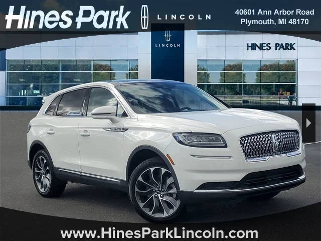 2021 Lincoln Nautilus Reserve AWD photo