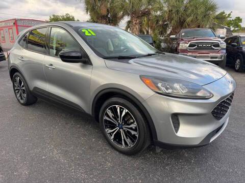 2021 Ford Escape SE FWD photo