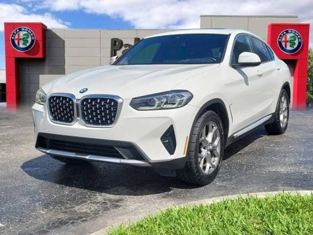 2022 BMW X4 xDrive30i AWD photo