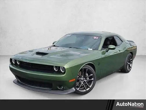 2021 Dodge Challenger R/T Scat Pack RWD photo