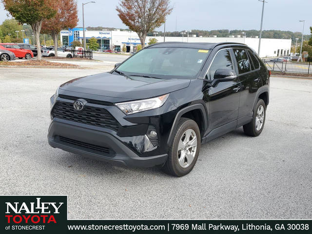 2021 Toyota RAV4 XLE FWD photo