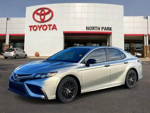 2021 Toyota Camry SE Nightshade FWD photo