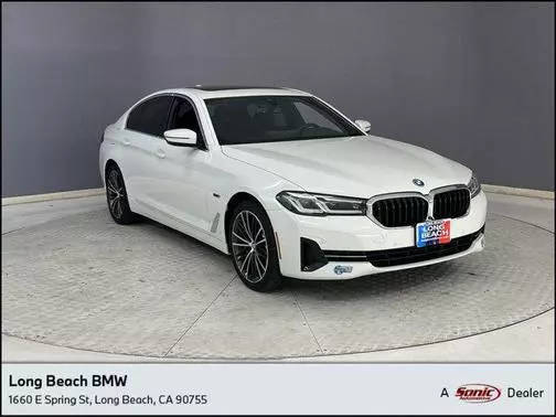 2022 BMW 5 Series 530e RWD photo