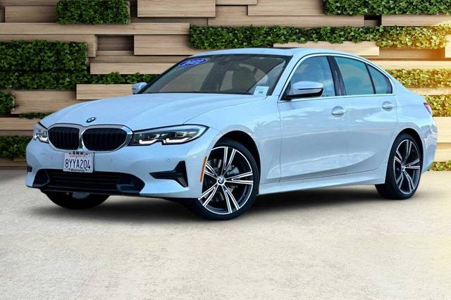 2022 BMW 3 Series 330i RWD photo