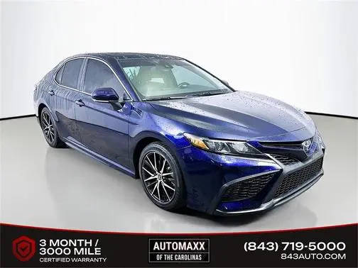 2022 Toyota Camry SE FWD photo