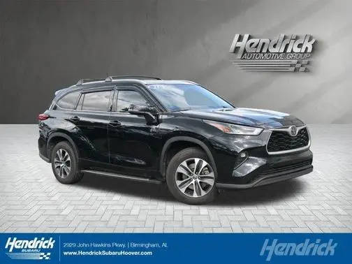 2021 Toyota Highlander XLE FWD photo