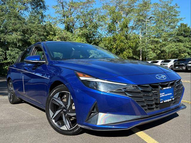 2022 Hyundai Elantra SEL FWD photo