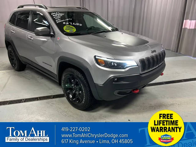 2021 Jeep Cherokee Trailhawk 4WD photo