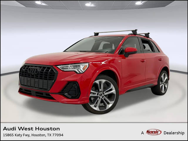 2022 Audi Q3 S line Premium Plus AWD photo